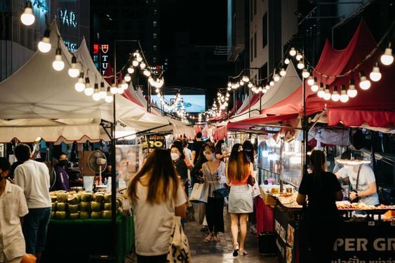 chiang mai night market food